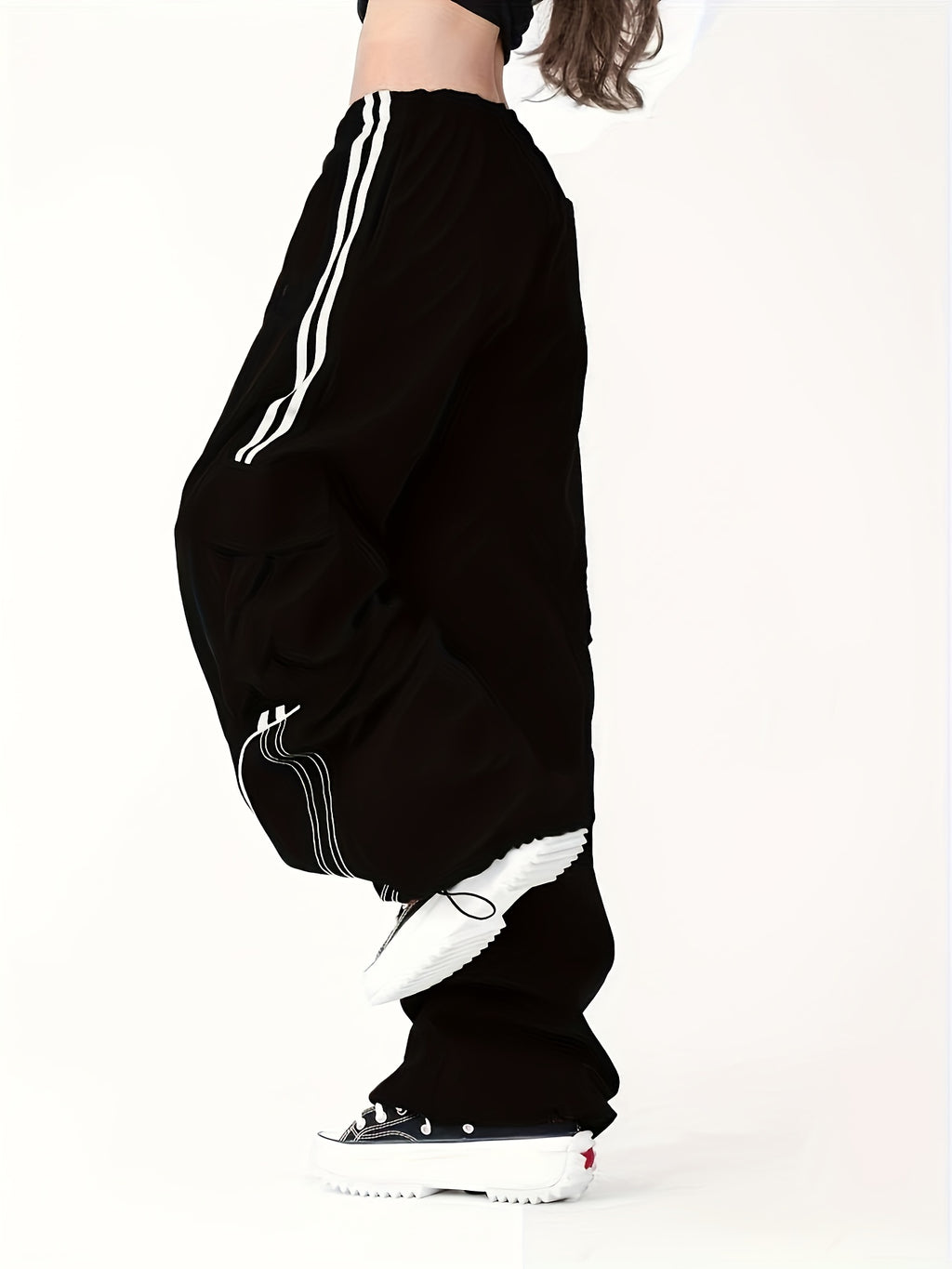 Streetwear Contrast Piping Parachute Cargo Pants
